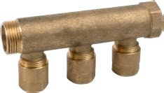 Valsir Pexal Twist -jakotukki liittimillä, 3 lähtöä, 16×2,25 mm / G 3/4